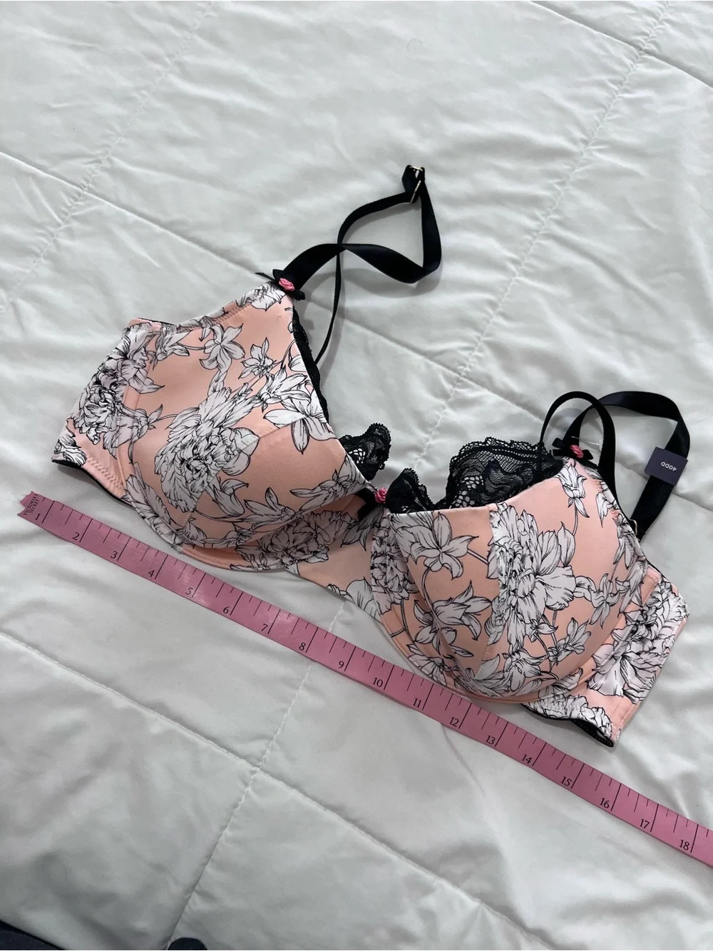 CaciqueLightly Lined French Balconette White Floral lace bra size 40DD
